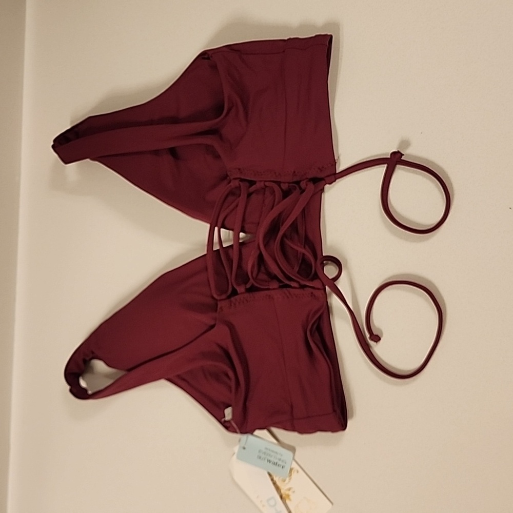Swimsuit - Picture 2 of 4